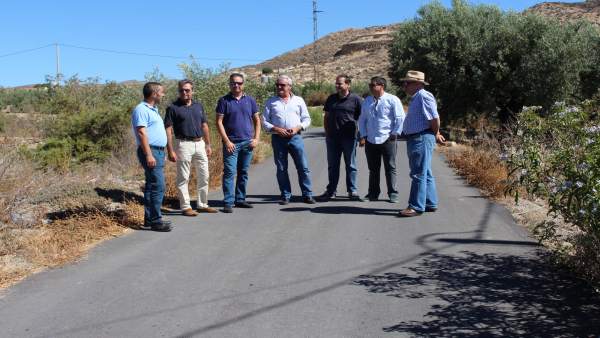 Las obras en Huércal-Overa han mejorado varios caminos rurales. Las obras en Huércal-Overa han mejorado varios caminos rurales.