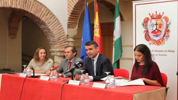 Jornadas de Derecho Penal Internacional celebradas en Marbella (Málaga) Jornadas de Derecho Penal Internacional celebradas en Marbella (Málaga)