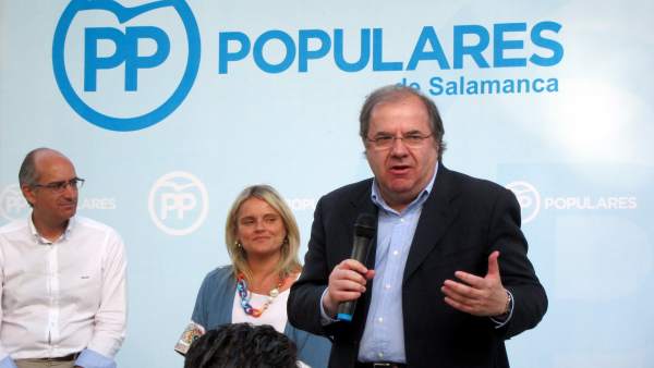 Juan Vicente Herrera en el acto político del PP en Peñaranda de Bracamonte Juan Vicente Herrera en el acto político del PP en Peñaranda de Bracamonte