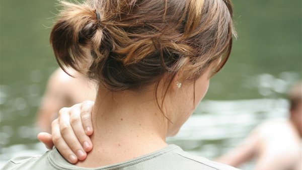 Dolor de cuello Dolor de cuello