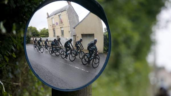 Equipo Sky entrenando para el Tour de Francia 2016 Equipo Sky entrenando para el Tour de Francia 2016