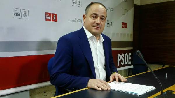 NOTA Y FOTO PSOE CLM EMILIO SAEZ 01 07 16 NOTA Y FOTO PSOE CLM EMILIO SAEZ 01 07 16