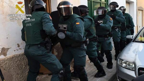 Guardia Civil en una operación Guardia Civil en una operación