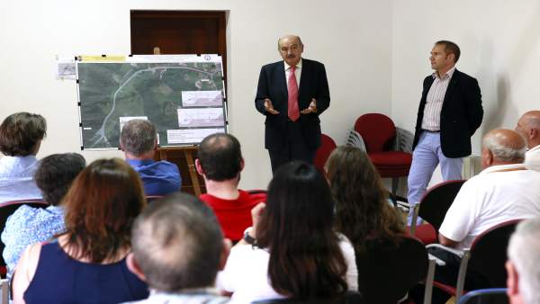 Presentación del proyecto de acceso a Riosapero Presentación del proyecto de acceso a Riosapero