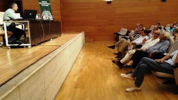 Jornada de Asaja sobre el psitacho y el almendro Jornada de Asaja sobre el psitacho y el almendro