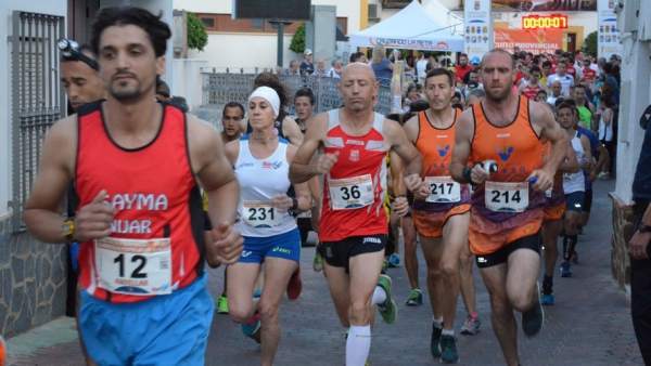 El año pasado, Bédar se llenó de atletas y público con su carrera popular. El año pasado, Bédar se llenó de atletas y público con su carrera popular.