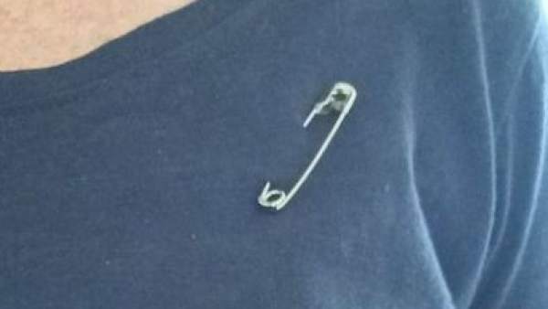'Safety pin' 'Safety pin'