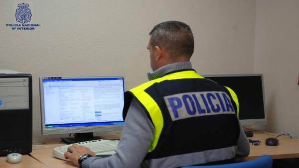 Policía Policía