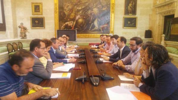 Reunión entre Espadas y su gobierno y C's Reunión entre Espadas y su gobierno y C's