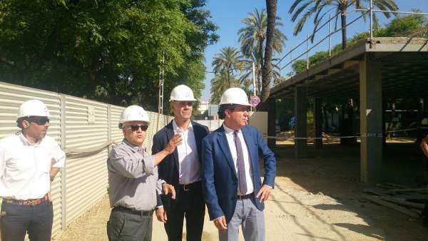 Obras del centro de atención para el turista de Marqués de Contadero. Obras del centro de atención para el turista de Marqués de Contadero.