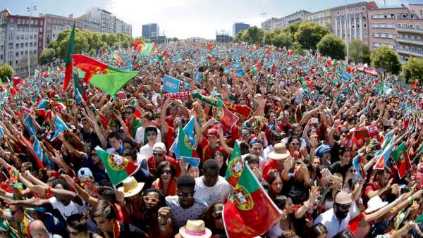 Lisboa celebra la victoria de Poertugal en la Eurocopa Lisboa celebra la victoria de Poertugal en la Eurocopa