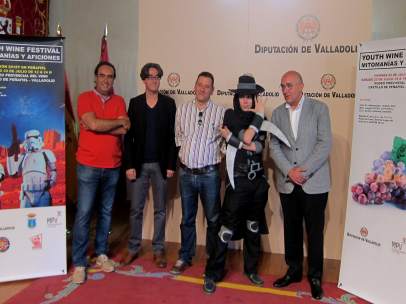 Presentación del 'Youth Wine Festival' en la Diputación de Valladolid