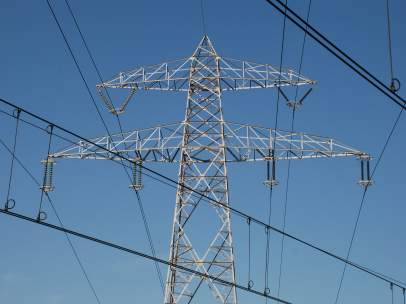 Red eléctrica / Torre de Alta Tensión