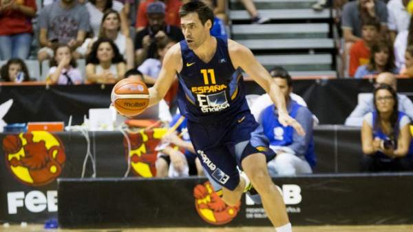 Fernando San Emeterio con España Fernando San Emeterio con España