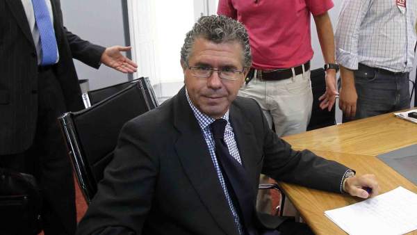Francisco Granados Francisco Granados