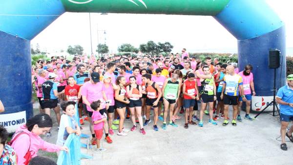 La IV edición de la 'Carrera Popular Contra el Cáncer' en El Ejido La IV edición de la 'Carrera Popular Contra el Cáncer' en El Ejido