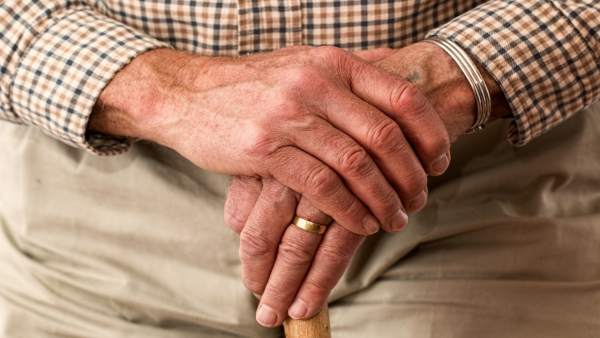 Anciano. Pensiones Anciano. Pensiones