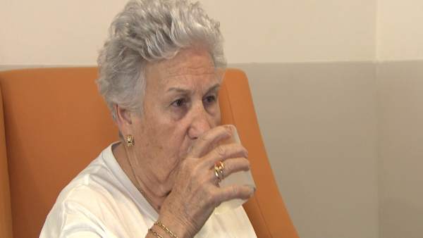 Importancia de ingerir líquidos para lograr una adecuada hidratación en época es Importancia de ingerir líquidos para lograr una adecuada hidratación en época es