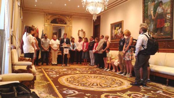 Homenaje del Ayuntamiento de Vitoria Homenaje del Ayuntamiento de Vitoria