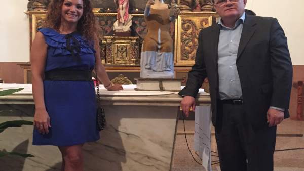 NOTA DE PRENSA Y FOTO. VISITA JCCM ALBACETE A LA TALLA GOTICA DE LA VIRGEN DE LA NOTA DE PRENSA Y FOTO. VISITA JCCM ALBACETE A LA TALLA GOTICA DE LA VIRGEN DE LA