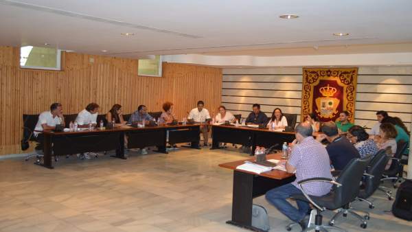 Pleno de la localidad de Punta Umbría Pleno de la localidad de Punta Umbría