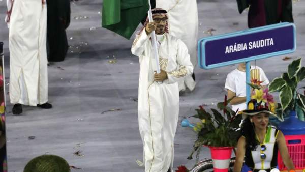 La delegación saudí en la inauguración de Río 2016, encabezada por la española Marta Téllez La delegación saudí en la inauguración de Río 2016, encabezada por la española Marta Téllez