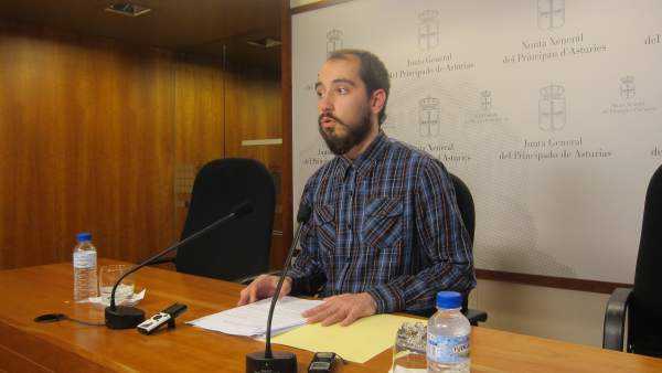 Héctor Piernavieja. Héctor Piernavieja.