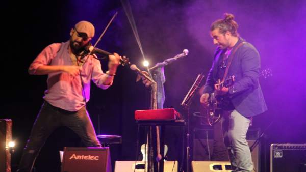 Andrés Suárez Ofreció Con Éxito En Almuñécar Su Primer Concierto De La Gira 2016 Andrés Suárez Ofreció Con Éxito En Almuñécar Su Primer Concierto De La Gira 2016