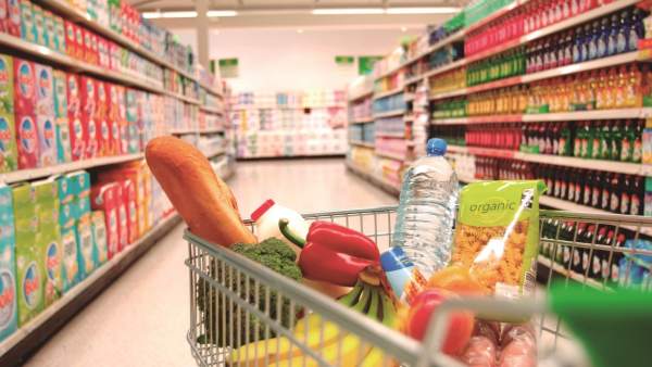 Compra, supermercado, carrito, saludable. Compra, supermercado, carrito, saludable.