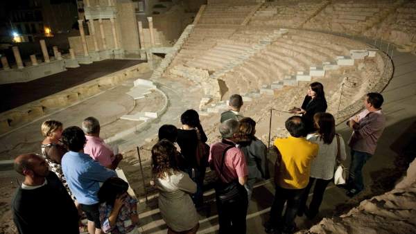 Visita nocturna al Teatro Romano Visita nocturna al Teatro Romano