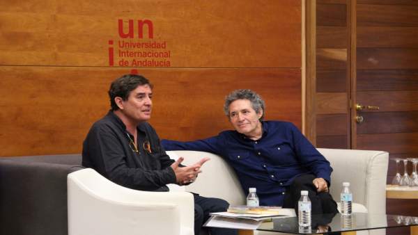 Luis García Montero y Miguel Ríos, en los cursos de la UNIA Luis García Montero y Miguel Ríos, en los cursos de la UNIA