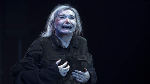 La actriz Núria Espert en un momento de 'El rei Lear' en el Teatre Lliure La actriz Núria Espert en un momento de 'El rei Lear' en el Teatre Lliure