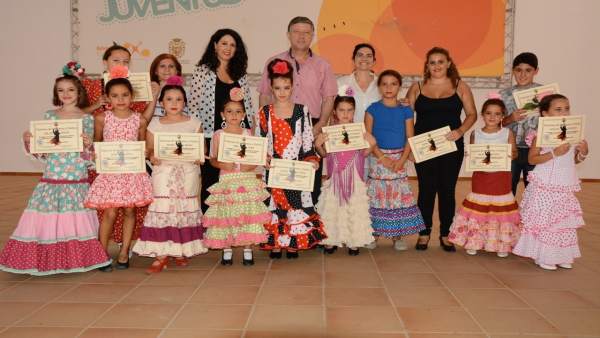 Taller de sevillanas y palillos Taller de sevillanas y palillos