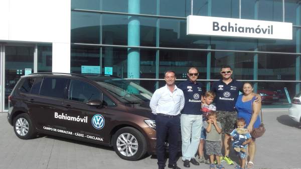 Bahíamóvil cede un coche a Candón para desplazarse al Campeonato 'XTerra'. Bahíamóvil cede un coche a Candón para desplazarse al Campeonato 'XTerra'.
