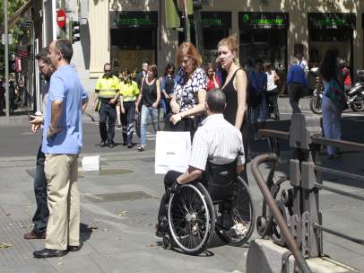 Dependiente, silla de ruedas, paralítico