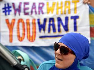 Protestas contra la prohibición al burkini