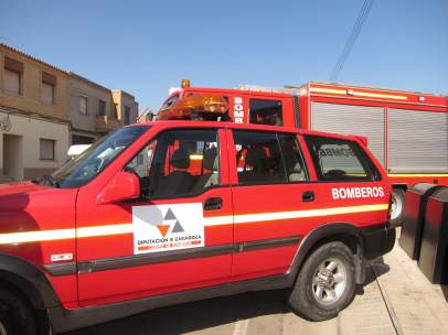 Todoterreno Y Camión De Bomberos De Diputación Provincial De Zaragoza (DPZ)