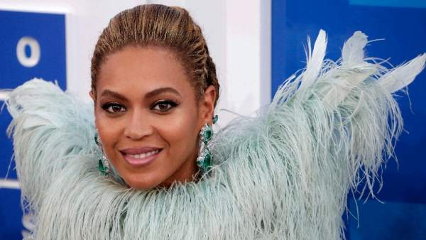 Beyoncé Beyoncé