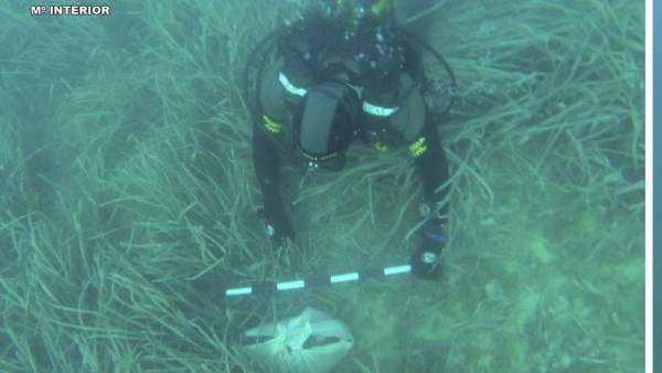 La Guardia Civil ha encontrado rastros óseos en una bolsa en aguas de Calpe La Guardia Civil ha encontrado rastros óseos en una bolsa en aguas de Calpe