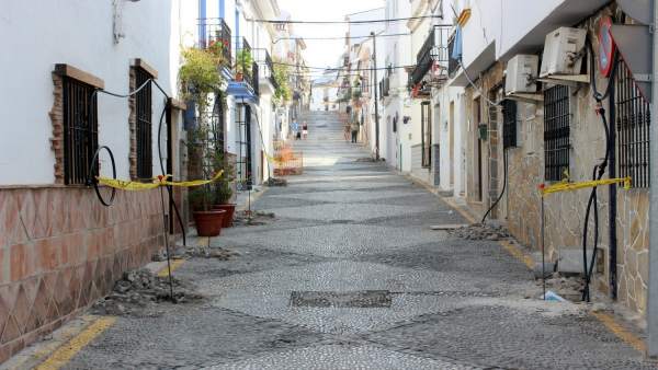 NP Y Fotografía El Ayuntamiento Inicia Las Obras De Remodelación De La Céntrica NP Y Fotografía El Ayuntamiento Inicia Las Obras De Remodelación De La Céntrica