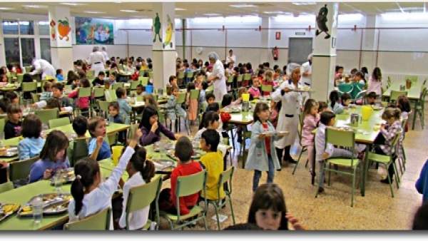 El 2,4% de los menores valencianos que asiste a comedores escolares ... El 2,4% de los menores valencianos que asiste a comedores escolares ...