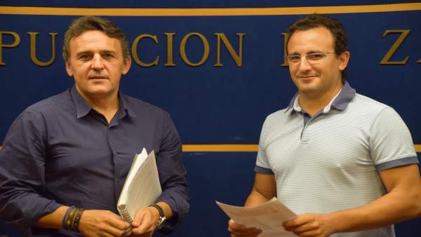 Jesús Pinar y Rúben Ramos, este martes en Zaragoza. Jesús Pinar y Rúben Ramos, este martes en Zaragoza.