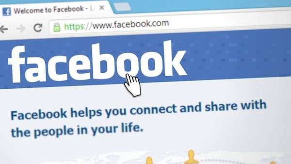 Facebook Facebook