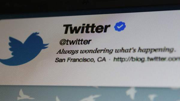 Twitter Twitter