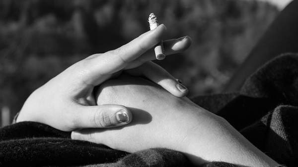 Tabaco, fumar, mujer Tabaco, fumar, mujer