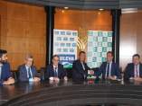Firma del convenio entre Caja Rural de Granada y Lactalis