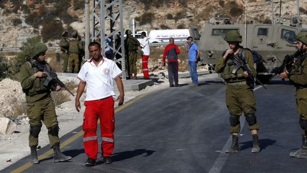 Un paso fronterizo entre Israel y Palestina Un paso fronterizo entre Israel y Palestina
