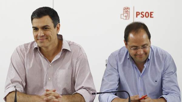 Pedro Sánchez y César Luena Pedro Sánchez y César Luena