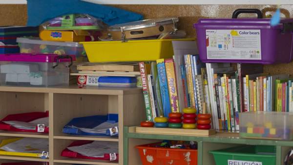 Colegio, aula, primaria, infantil, clase, niño, niña, niños, libros Colegio, aula, primaria, infantil, clase, niño, niña, niños, libros