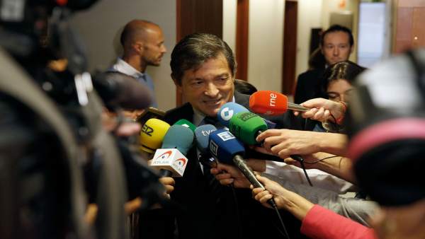 Javier Fernández. Javier Fernández.